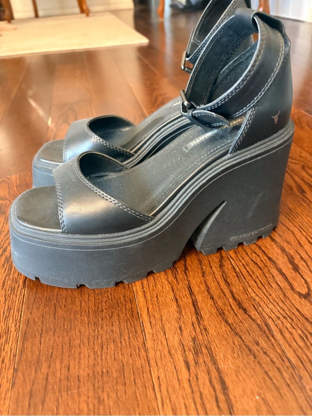 Black Platform Ankle-Strap Women's Sandals with Chunky Sole